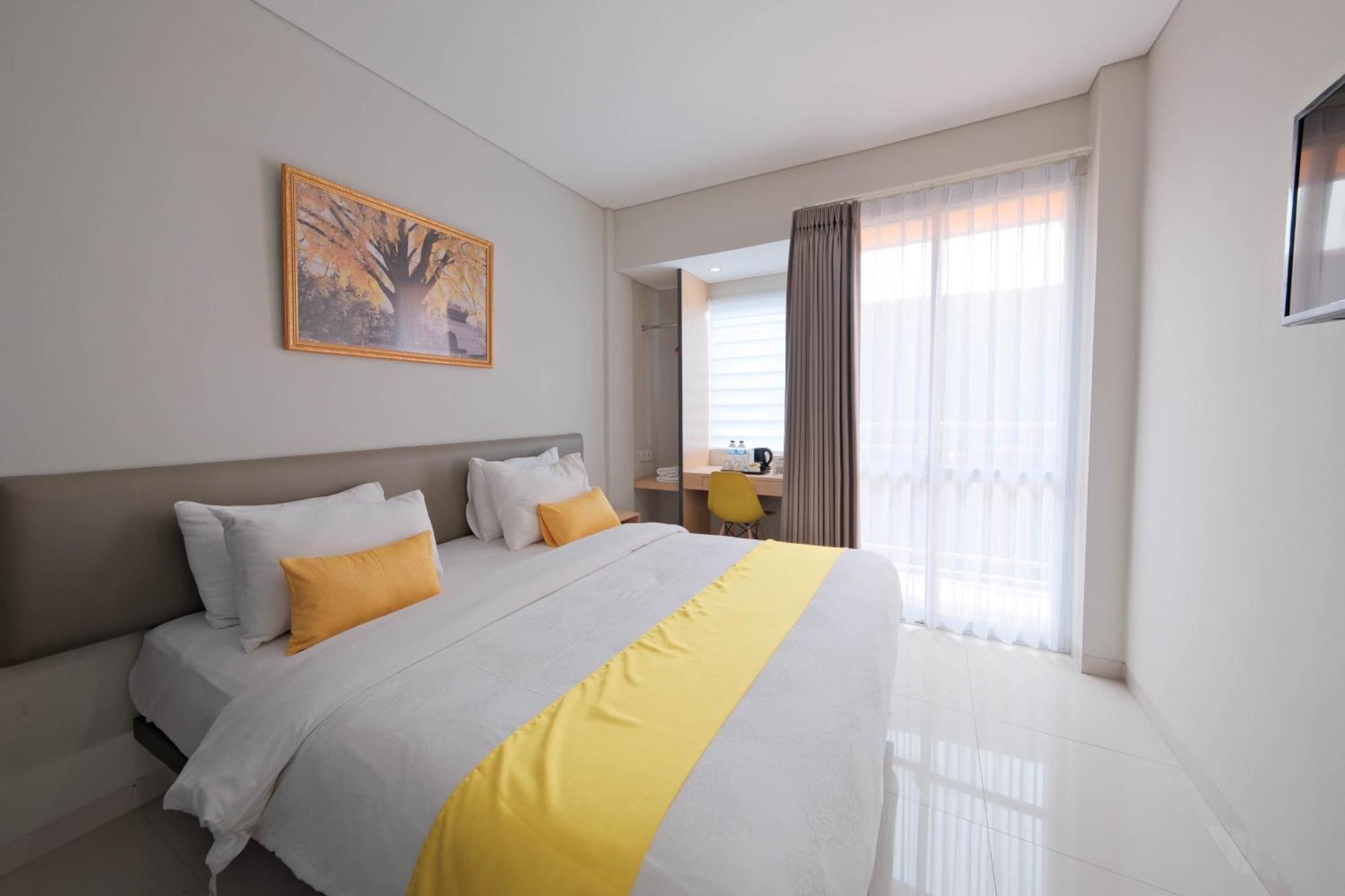 S101 Hotels Semarang Bagian luar foto