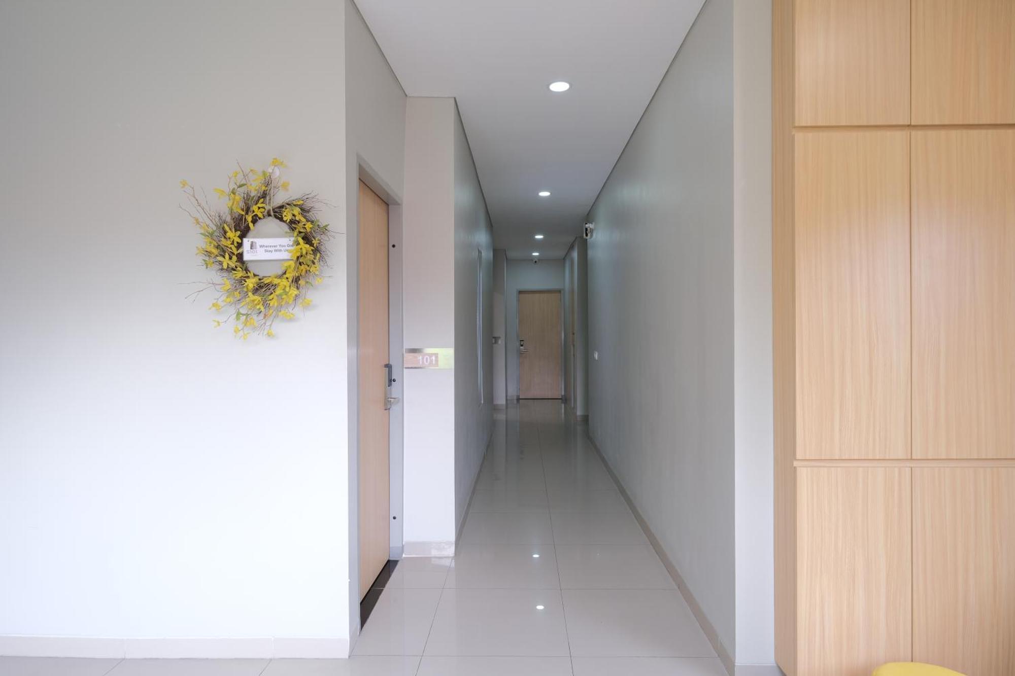 S101 Hotels Semarang Bagian luar foto