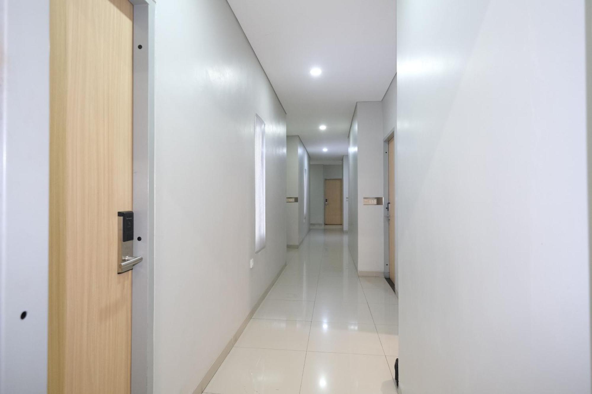 S101 Hotels Semarang Bagian luar foto