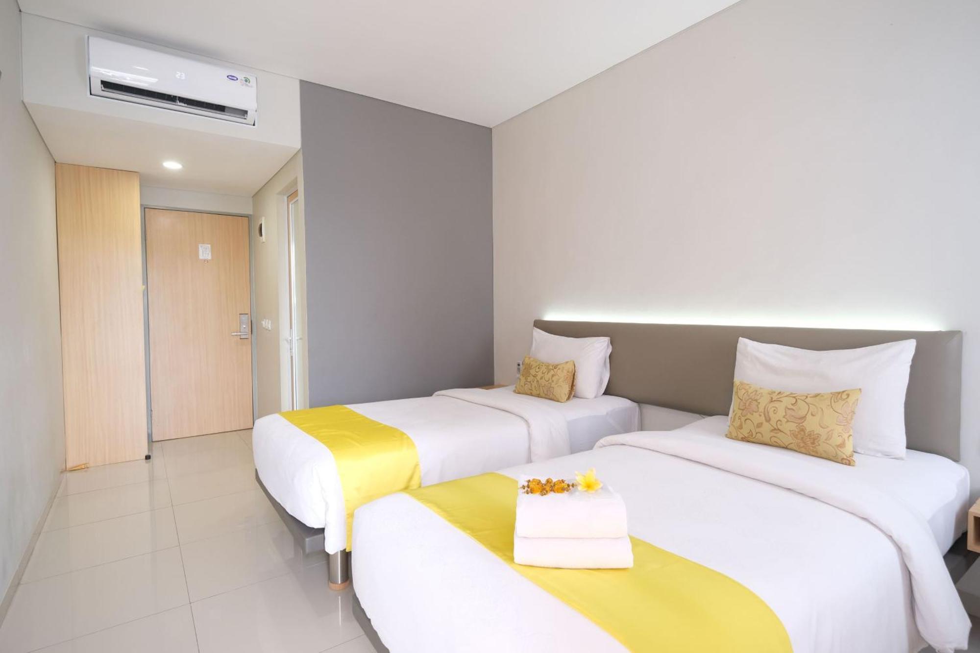 S101 Hotels Semarang Bagian luar foto